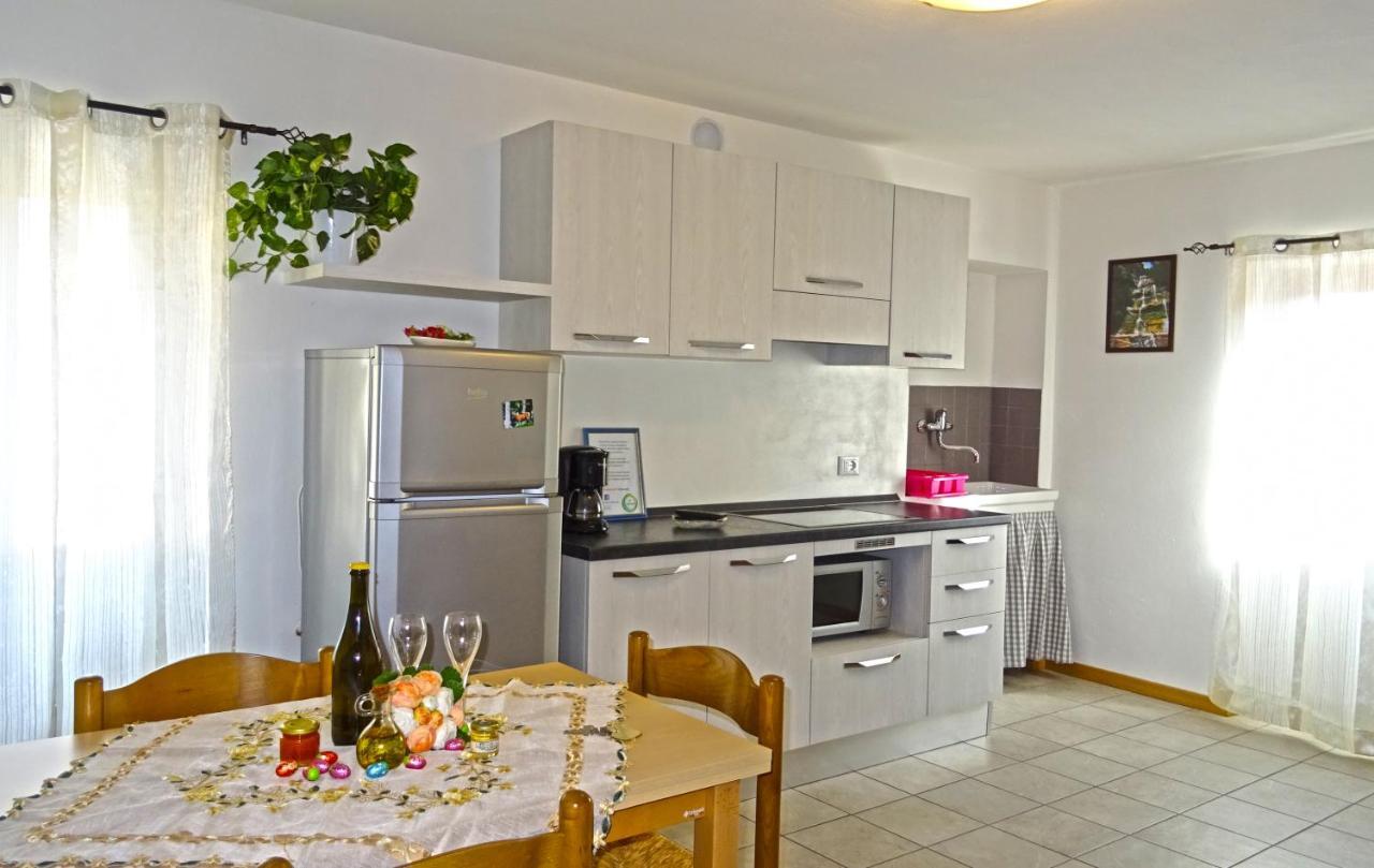 Tremosine La Rotonda Apartments By Gardadomusmea מראה חיצוני תמונה